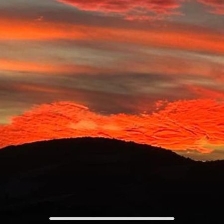 Villa Bellissimo Borgo Medioevale Panorama, Tranquillita SantʼIppolito Esterno foto