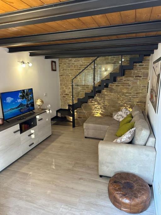 Villa Bellissimo Borgo Medioevale Panorama, Tranquillita SantʼIppolito Esterno foto