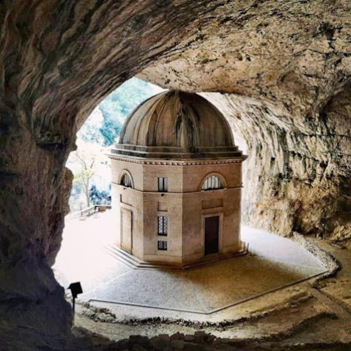Villa Bellissimo Borgo Medioevale Panorama, Tranquillita SantʼIppolito Esterno foto