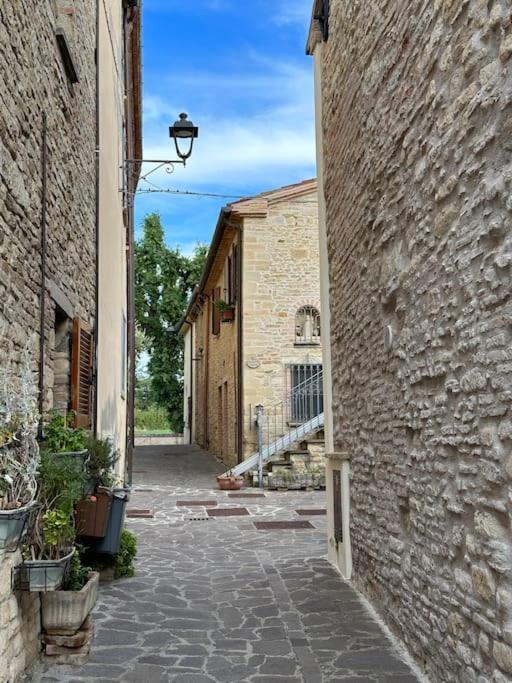 Villa Bellissimo Borgo Medioevale Panorama, Tranquillita SantʼIppolito Esterno foto